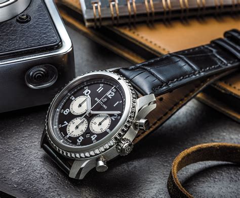 breitling navitimer 8 price.